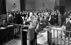 Σκηνή από την ταινία Η άγνωστος, του Ορέστη Λάσκου