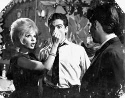 Σκηνή από την ταινία Ο Αριστείδης και τα κορίτσια του, του Στέλιου Ζωγραφάκη